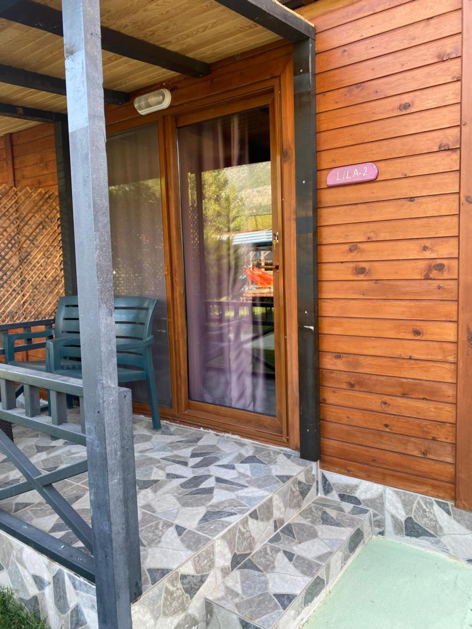 Karaoez Ada Bungalows & Villa الغرفة الصورة