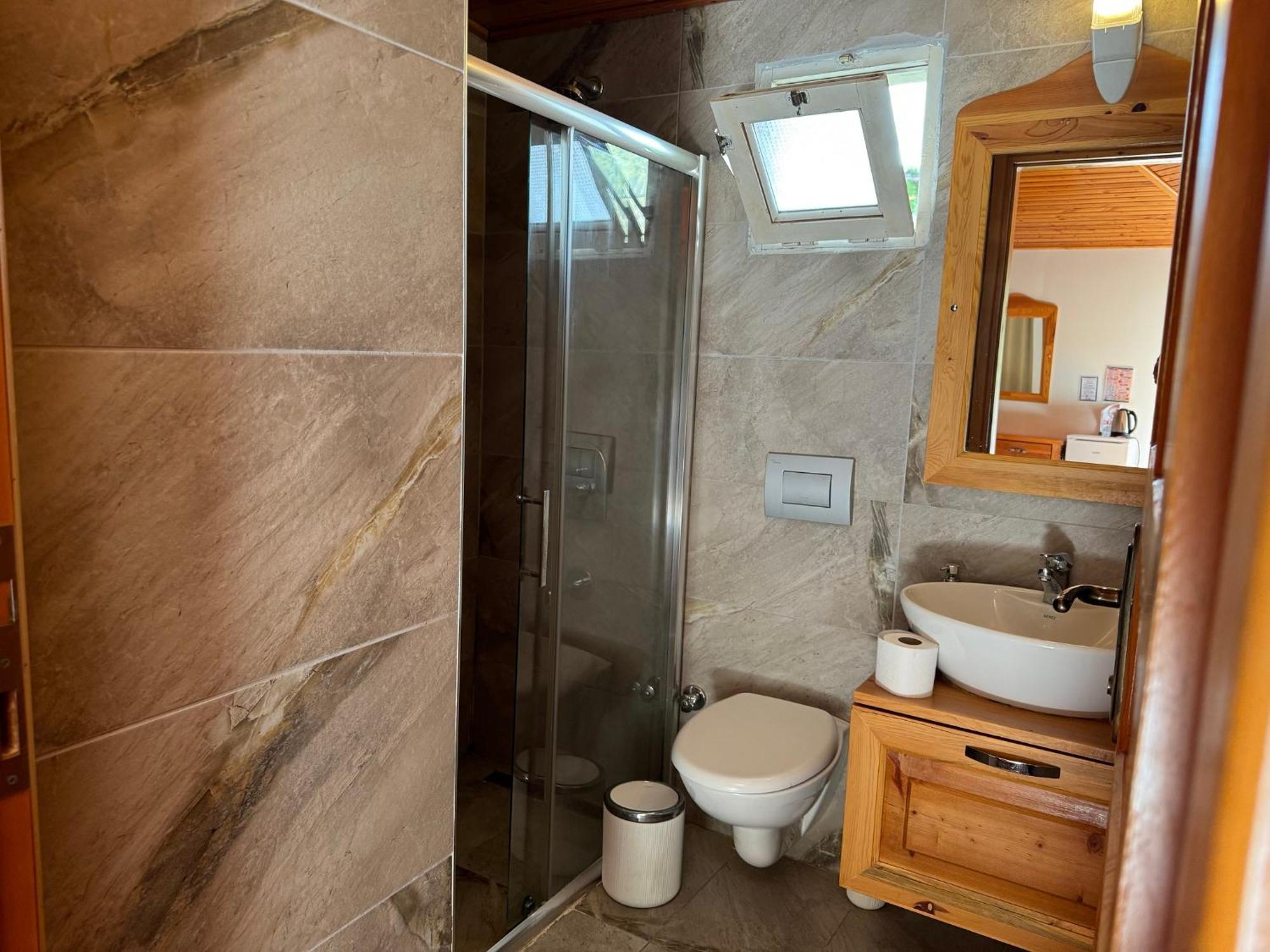 Karaoez Ada Bungalows & Villa الغرفة الصورة
