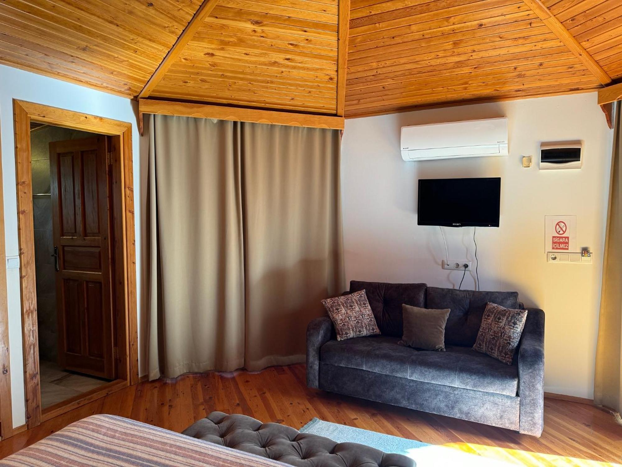 Karaoez Ada Bungalows & Villa الغرفة الصورة